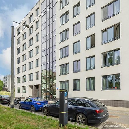 Wola Pet-Friendly Apartments With Ac Slawinska By Noclegi Renters Varsovie Extérieur photo