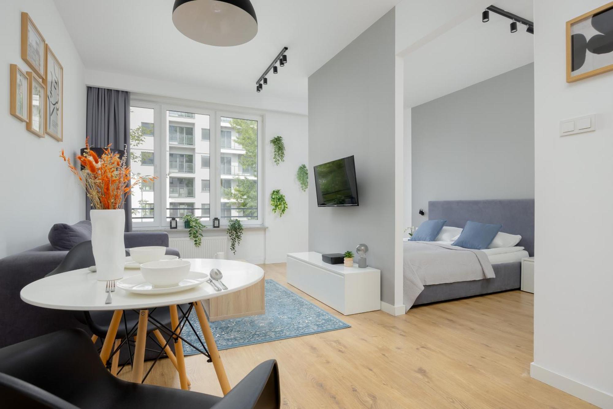 Wola Pet-Friendly Apartments With Ac Slawinska By Noclegi Renters Varsovie Extérieur photo