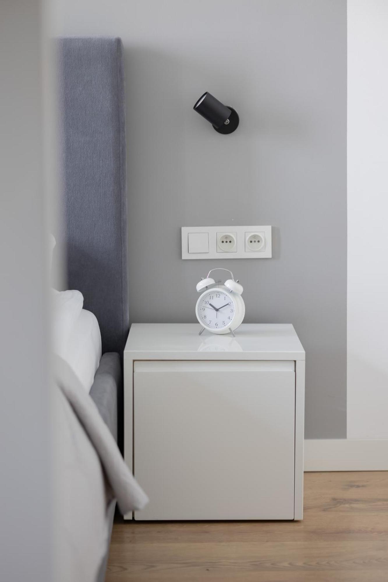 Wola Pet-Friendly Apartments With Ac Slawinska By Noclegi Renters Varsovie Extérieur photo